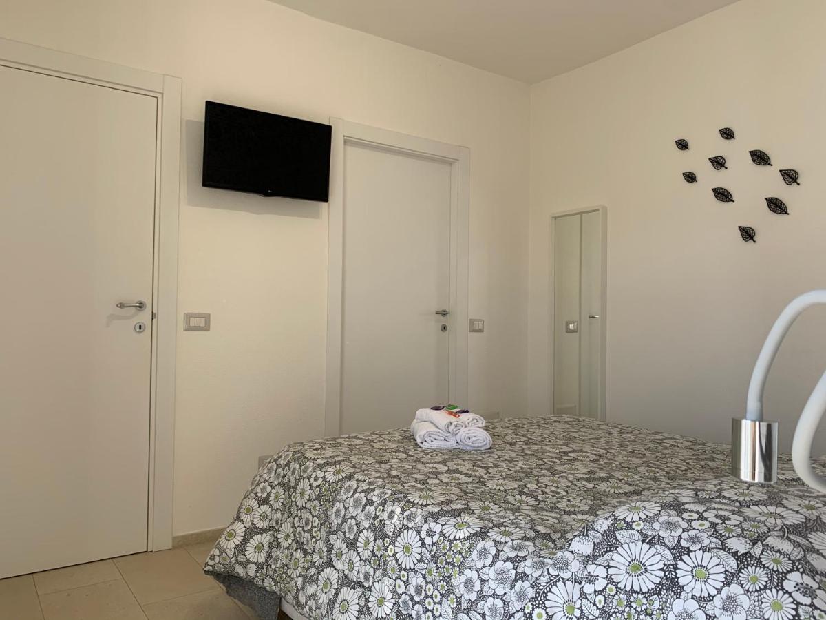 B&B Somiar Сан Теодоро Екстериор снимка