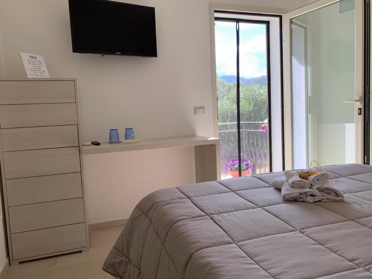 B&B Somiar Сан Теодоро Екстериор снимка