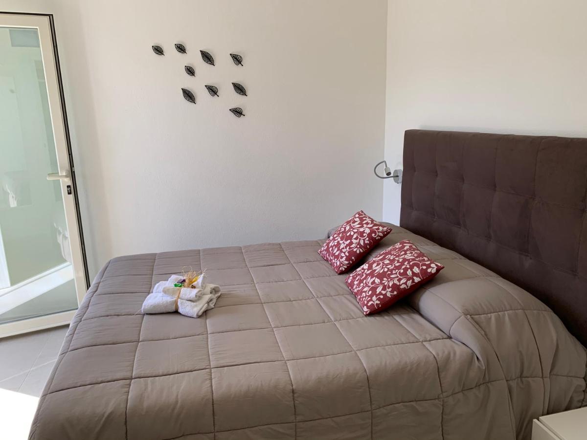 B&B Somiar Сан Теодоро Екстериор снимка