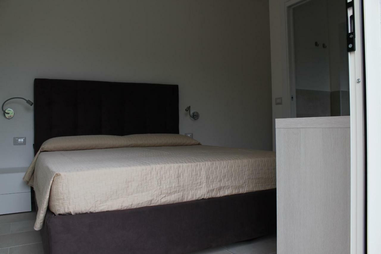 B&B Somiar Сан Теодоро Екстериор снимка