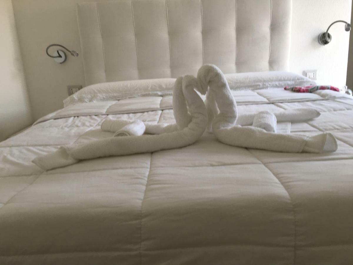 B&B Somiar Сан Теодоро Екстериор снимка